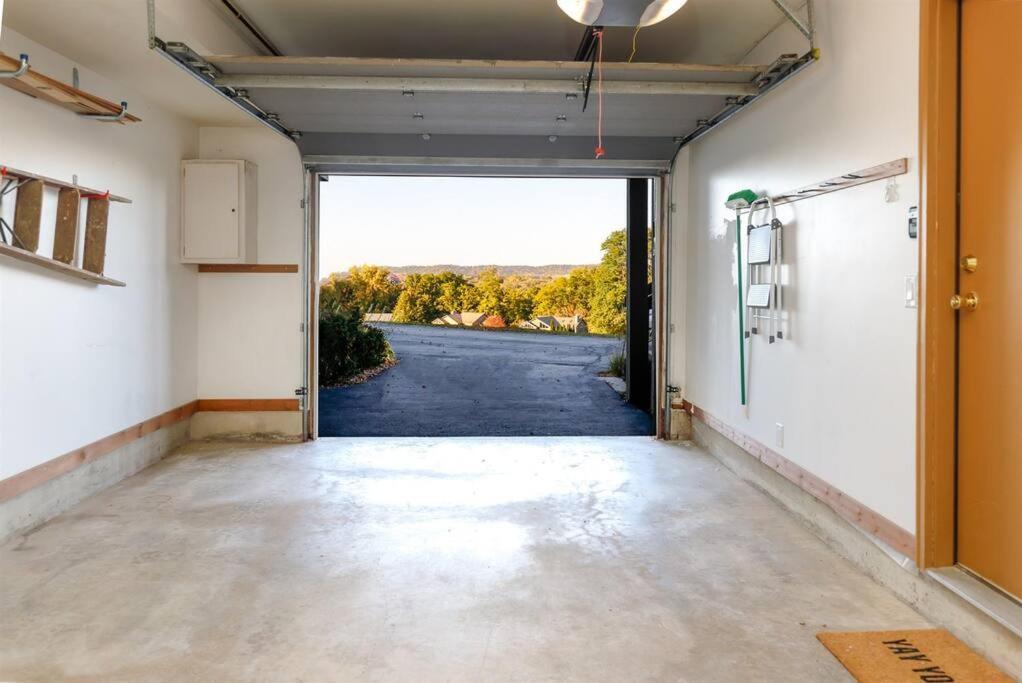 Relaxing 2Bedroom Townhome W/Playroom & Great View กาลีนา ภายนอก รูปภาพ